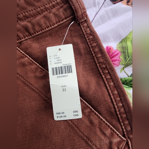 The Wanderer Relaxed-Leg Pants by Pilcro - Picture 4 of 10